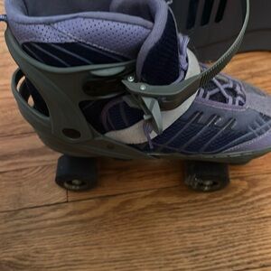 DBX adjustable roller skates 5-8 sizes